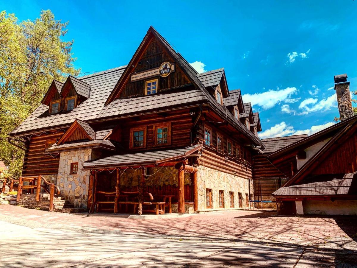 Janosikova Valaska Hills Apartments Terchová Exterior photo